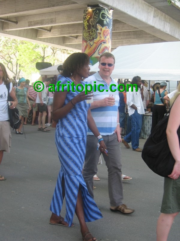 ../Images/AfricaFestival-26-27-28May05 034.jpg